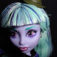 Mattel Monster High BBJ99 - 13 Wünsche Twyla Puppe