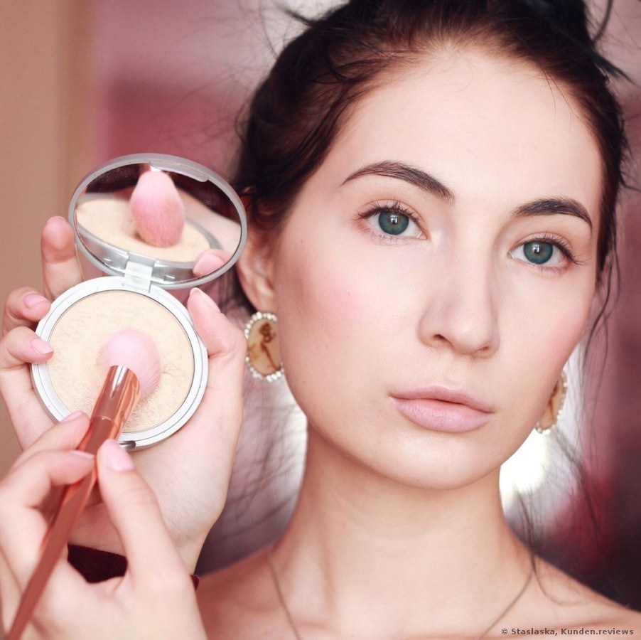 The balm Mary-Lou Manizer Highlighter Foto