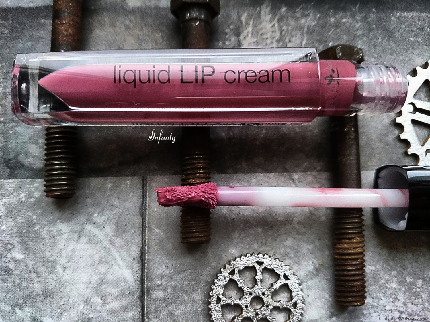 IsaDora Liquid Lip Cream - #06 Berry Brown