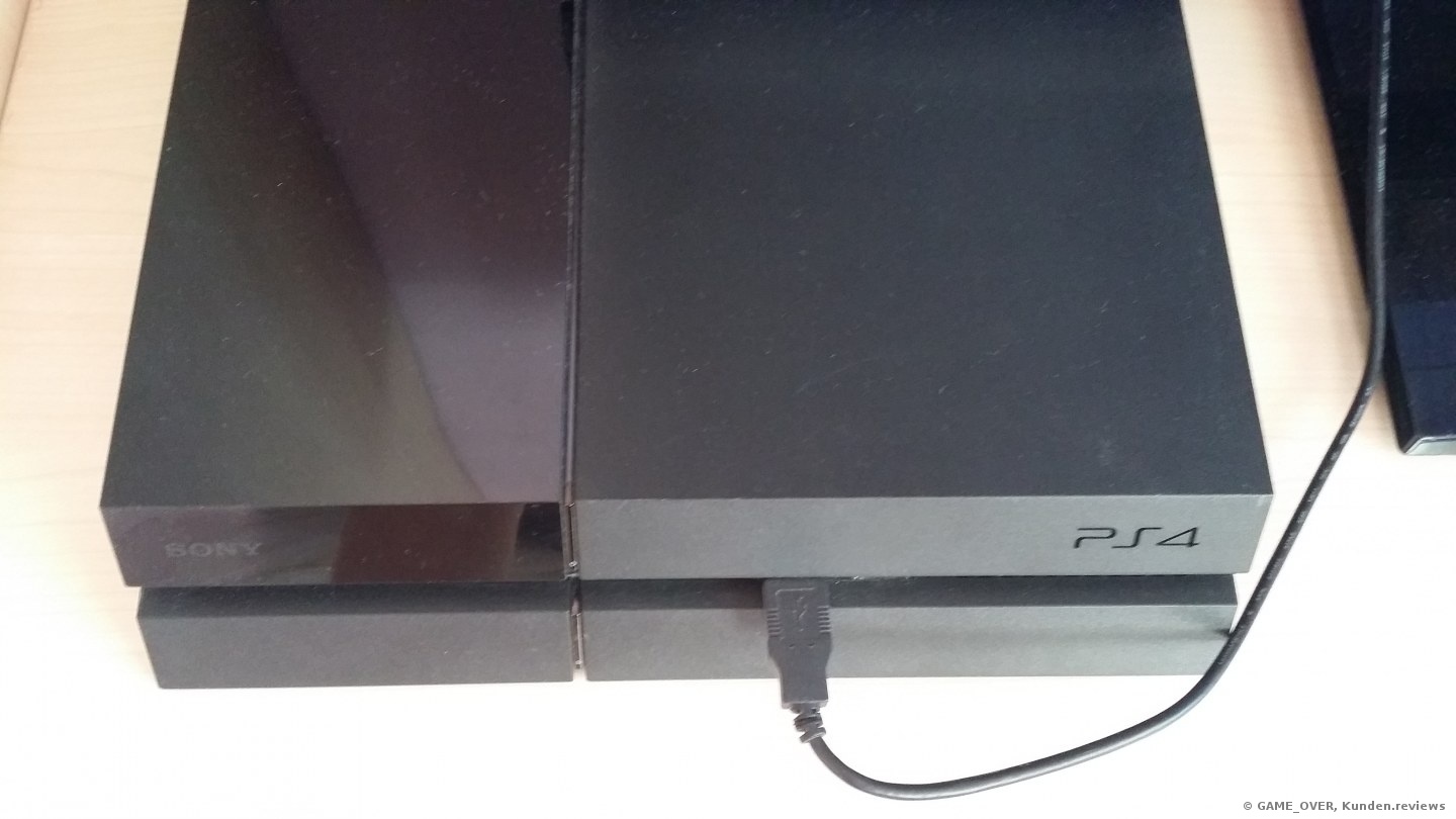 PlayStation 4 - Konsole 