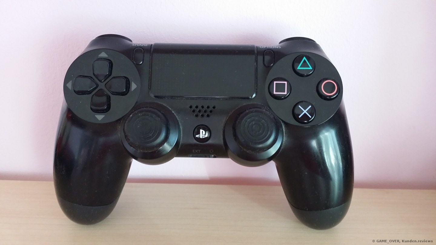 PlayStation 4 - Konsole 