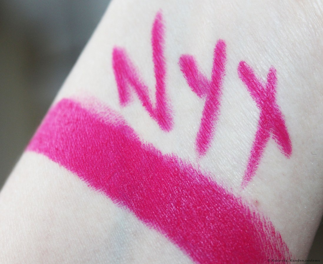 NYX Velvet Matte Lippenstift Foto