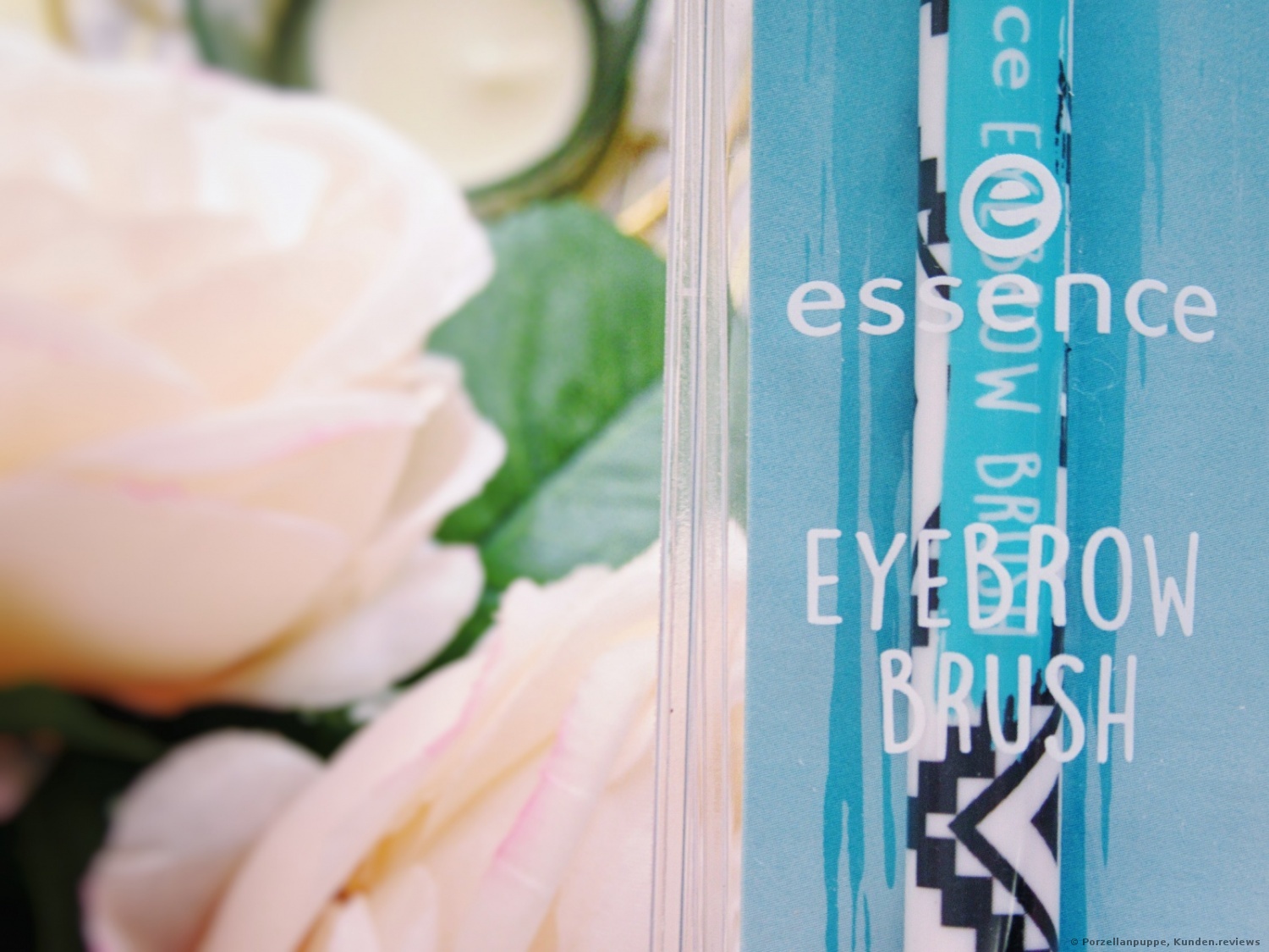 Essence eyebrow brush Augenbrauenpinsel Foto