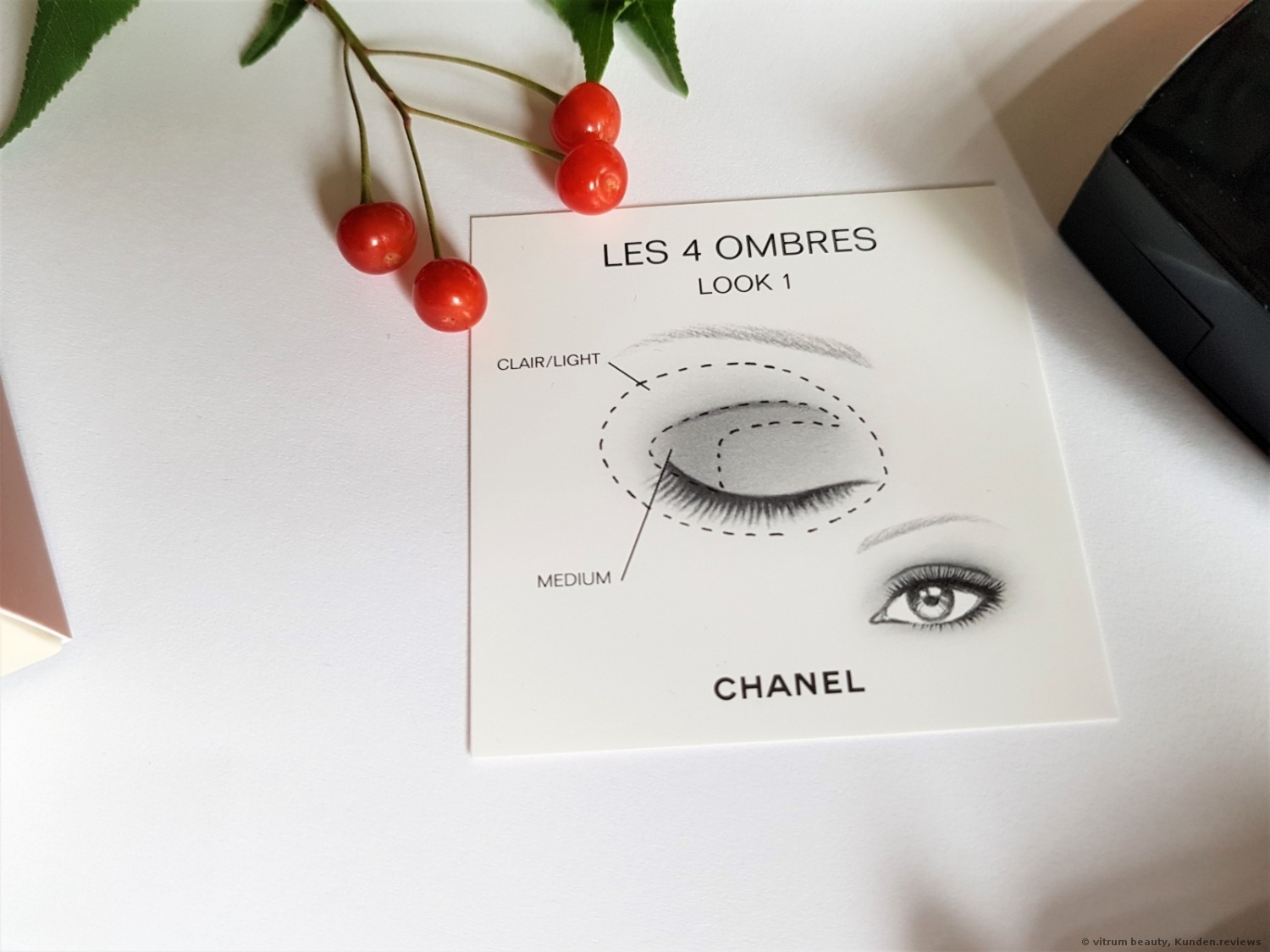 Exklusivkreation Éclat Énigmatique Lidschatten von Chanel