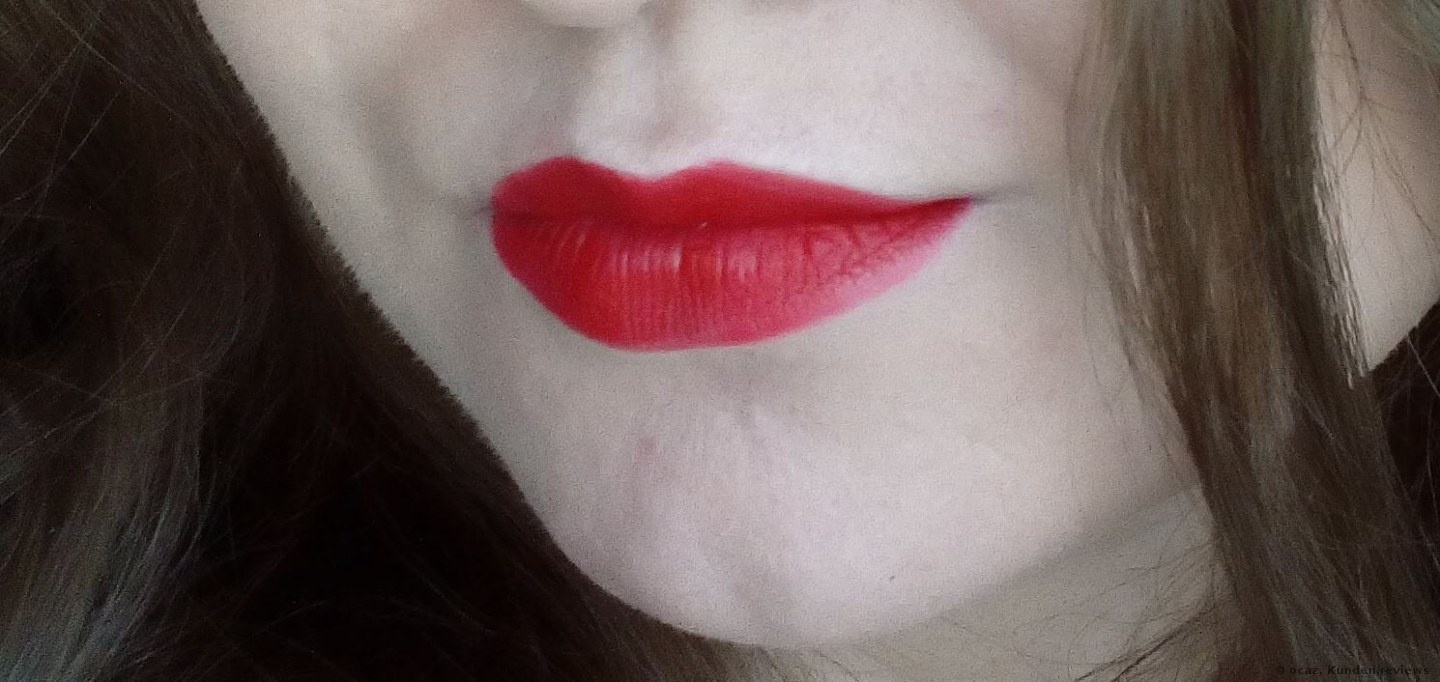 nach 4 Stunden Sleek Lippenstift Matte Me Rioja Red