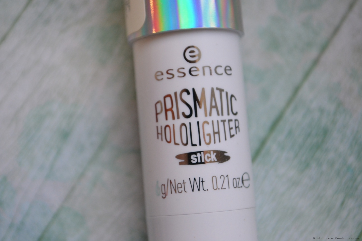 Essence  Prismatic Hololighter Stick Highlighter Foto