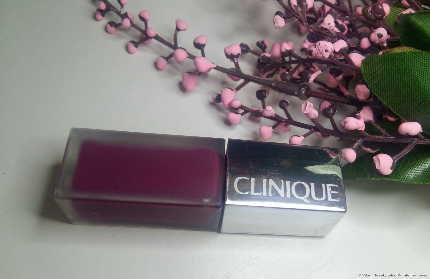 Pop Liquid Matte Lip Colour von Clinique # 08 black licorice pop