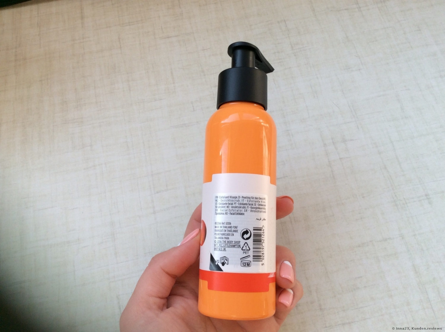 The Body Shop Vitamin C Glow Revealing Liquid Peel Peeling Foto