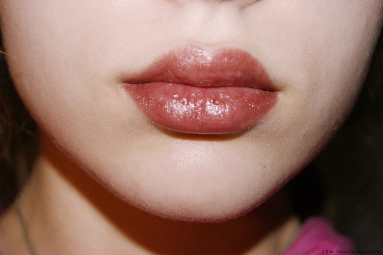 Revlon Colorburst Lacquer Balm Lippenstift Foto