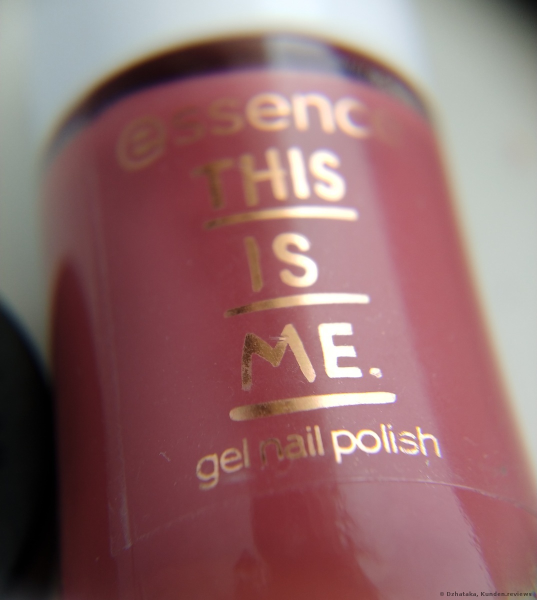 Essence This is Me gel nail polish 02 happy