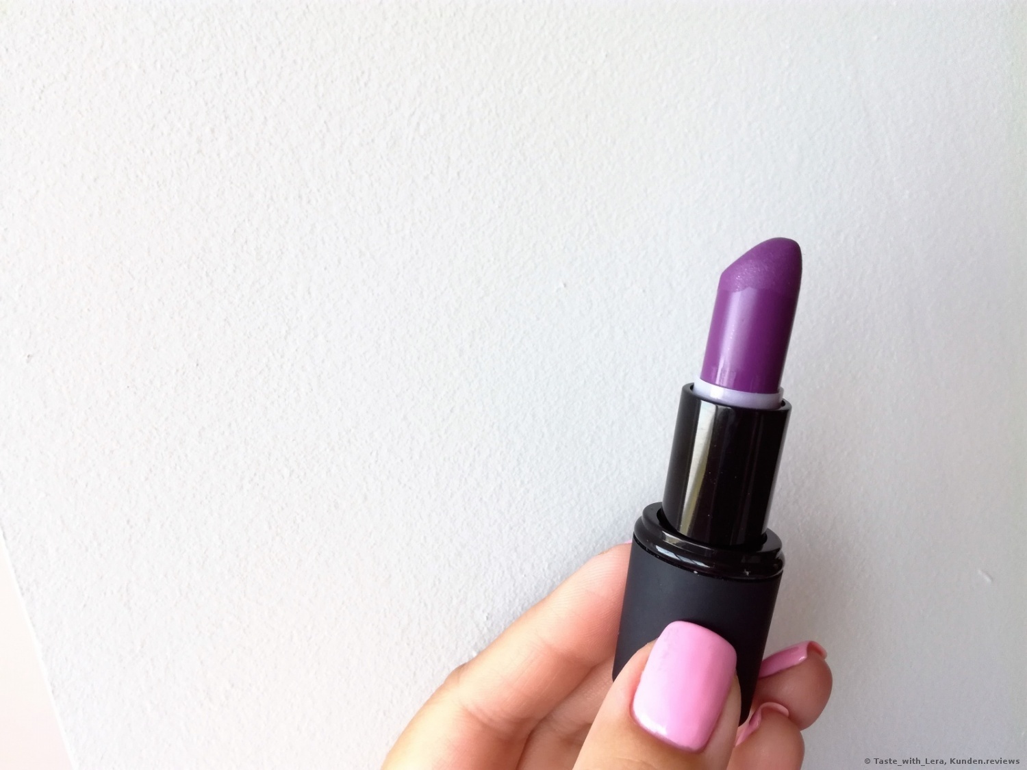 Sleek True Color Lipstick # N792 Exxxaggerate