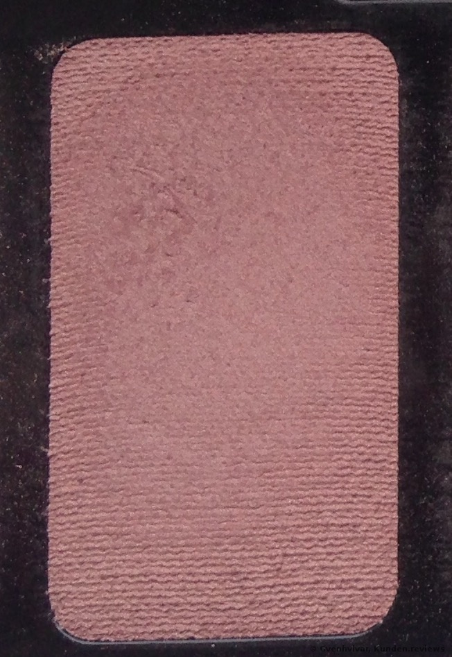 The Nude Blossom Collection Eyeshadow Palette von Catrice