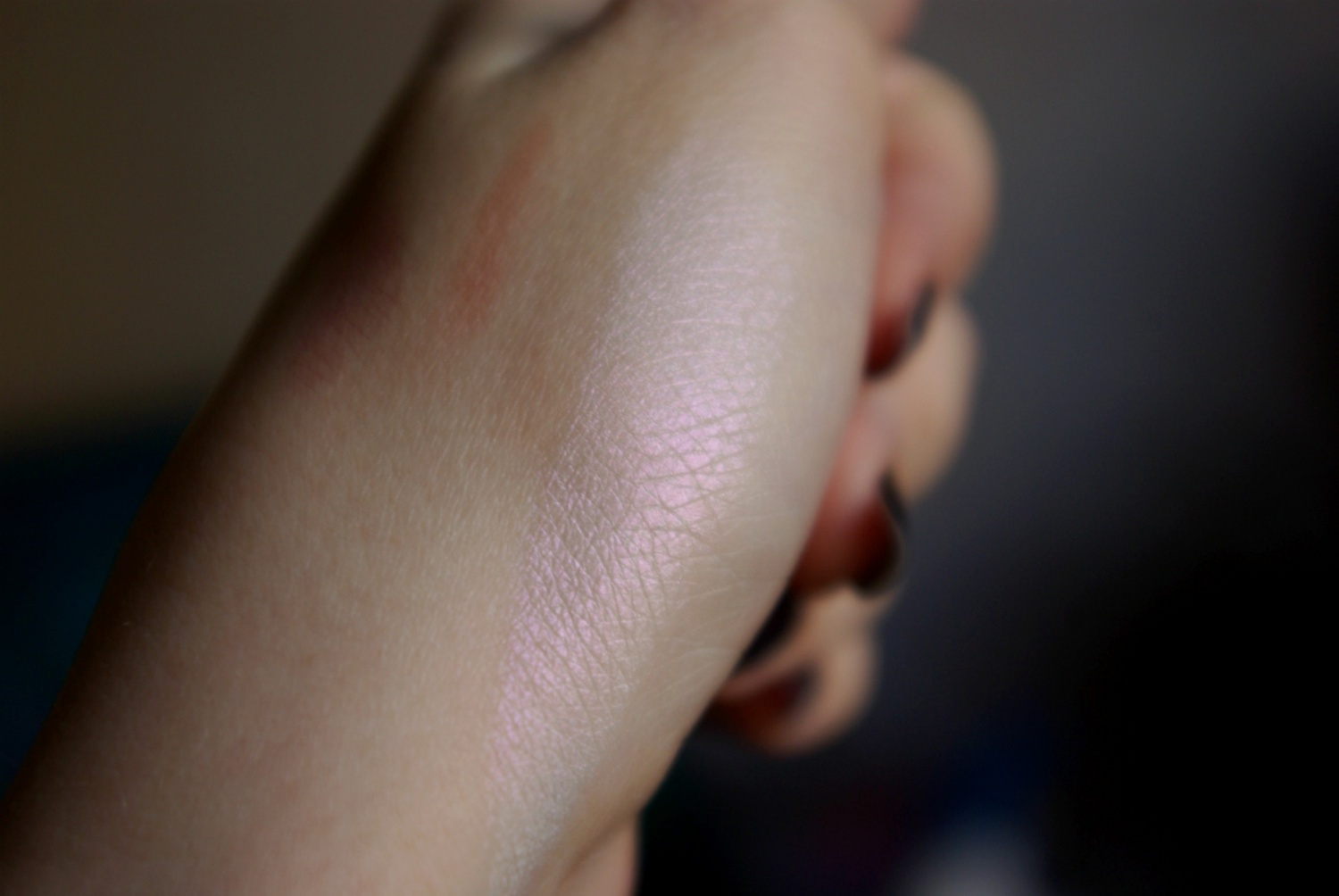 Essence My Glow Passion Highlighter