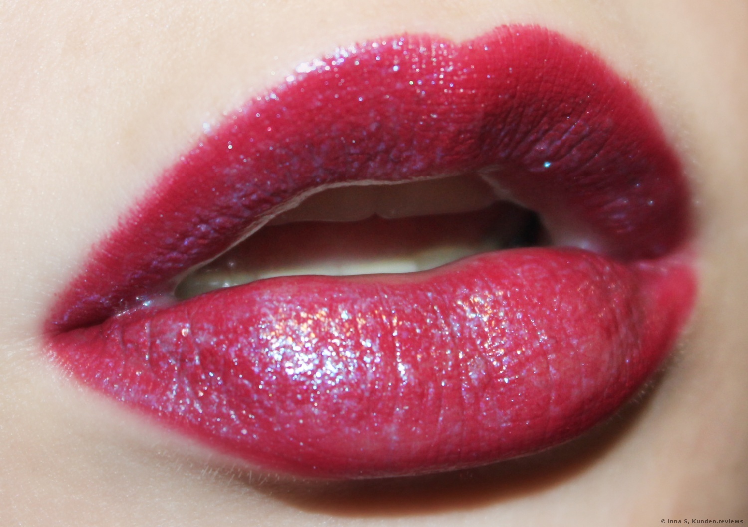 essence Get your Glitter on! Lip Topper